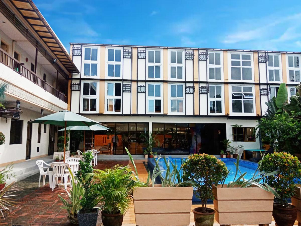 Aerostop Hotel & Restaurant Plaridel  Ngoại thất bức ảnh