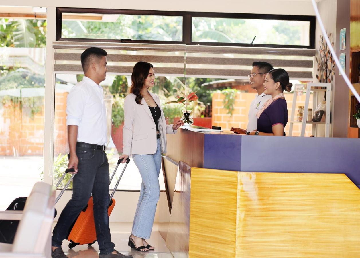 Aerostop Hotel & Restaurant Plaridel  Ngoại thất bức ảnh
