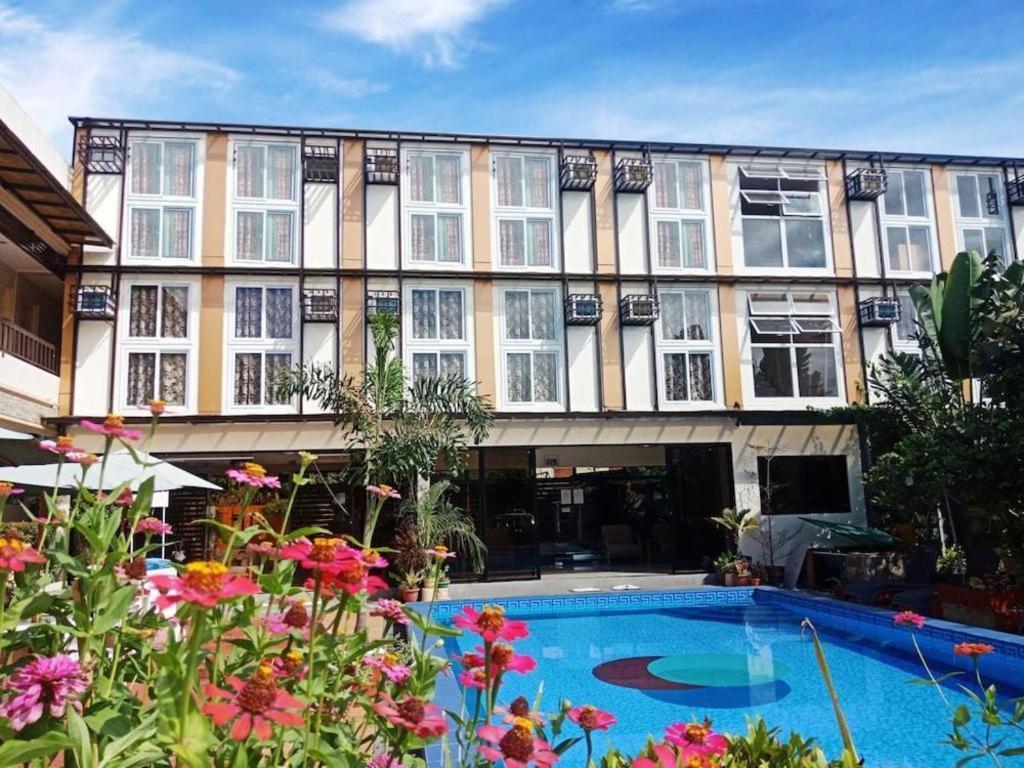 Aerostop Hotel & Restaurant Plaridel  Ngoại thất bức ảnh