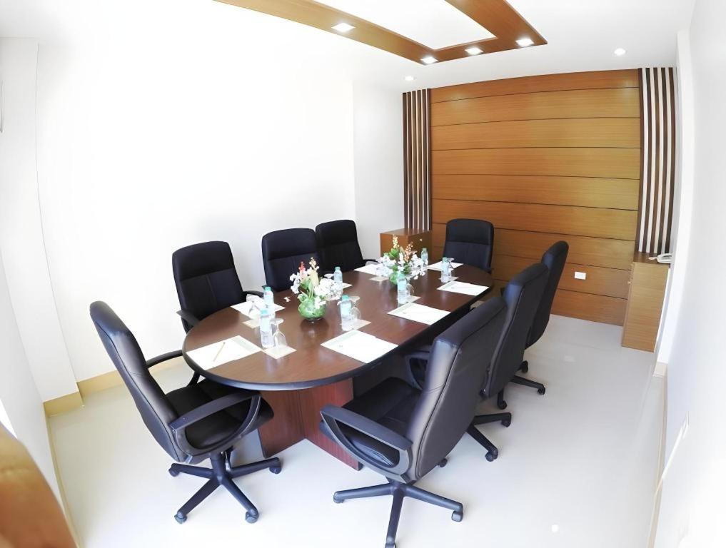 Aerostop Hotel & Restaurant Plaridel  Ngoại thất bức ảnh